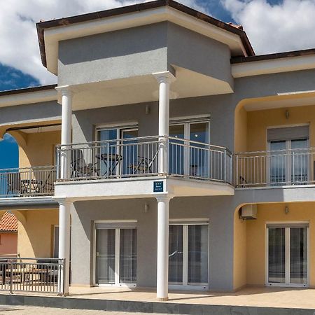 Apartmani Dea Crikvenica Exterior photo