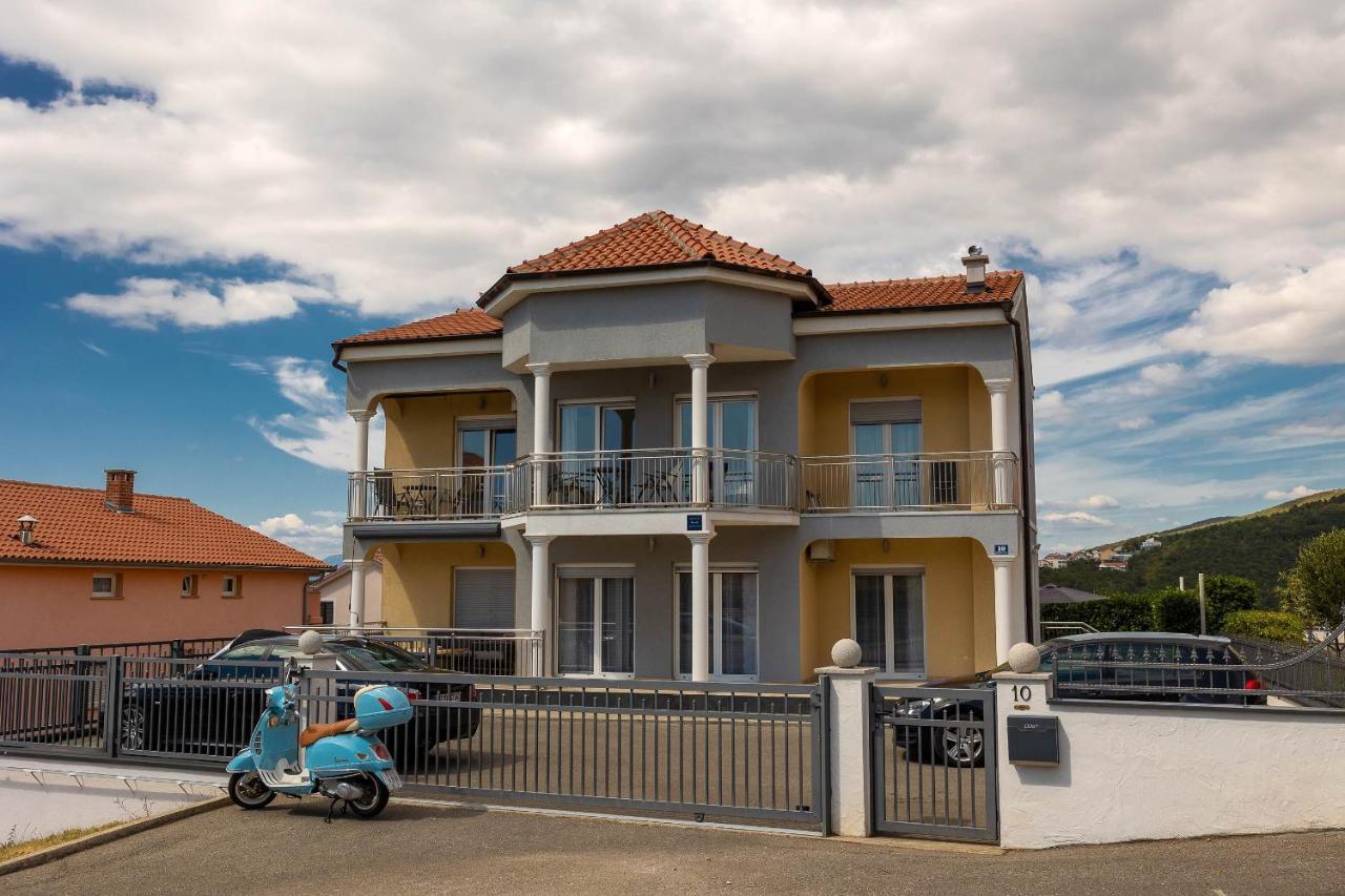 Apartmani Dea Crikvenica Exterior photo